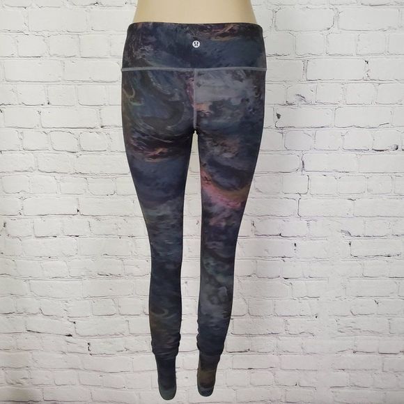 Lululemon Low Rise Wunder Under Tight sz 6 Radiant Multi - Picture 5 of 12